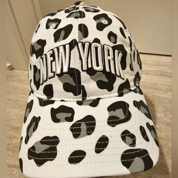 New Leopard Print New York Cap - The Game - Picture 2 of 7